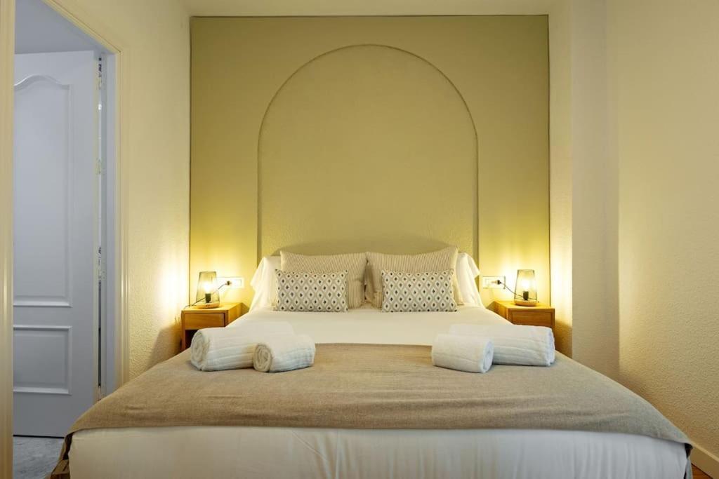 Triana Deluxe By Valcambre Lägenhet Sevilla Exteriör bild